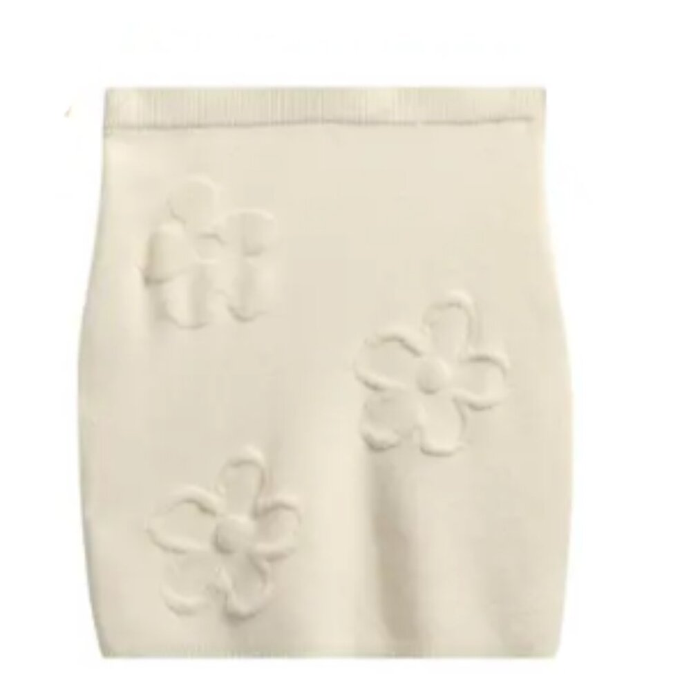 Brand New Freshman 1996 Women's Fuzzy Flowers Skirt